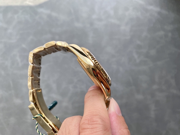 激安ロレックス内部構造